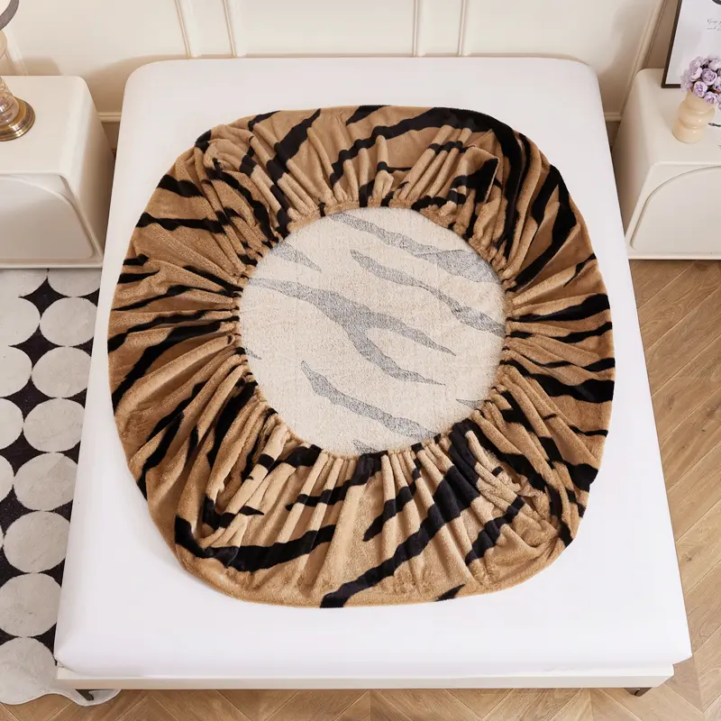 Super Soft Bedsheet Plush Fitted Sheet for Winter Warm Bed Cover Leopard Print Mattress Protector couvre lit (No Pillowcase)