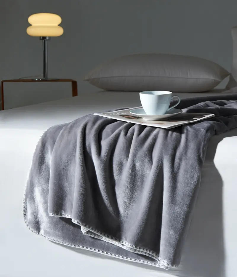 1pc Plain Color Blanket Home Velvet Bedsheet Travel/Car/Office Blanket Plaid Multi Functional Blankets Air Conditioning Blanket