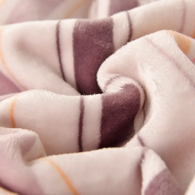 Super Soft Blanket Velvet Plaid for Winter Warm Blankets Stripe Style Bedspread Skin-friendly Plaids manta (No Pillowcase)