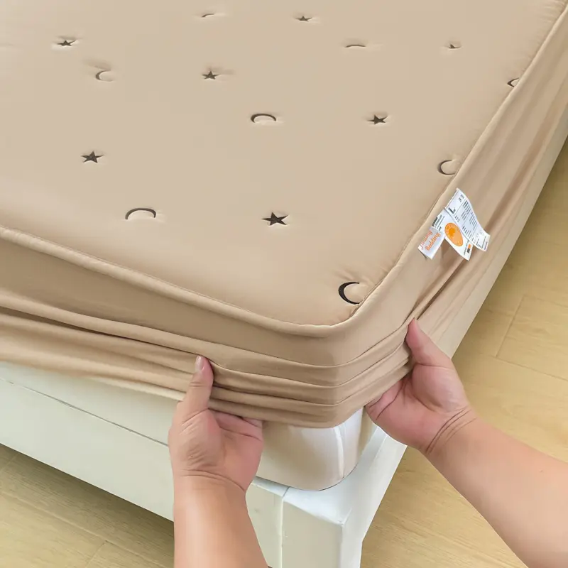 1pc Embroidered Bed Cover Queen Size Bedspread Non-slip Mattress Protector Quilted Bed Linen cubre colchón (No Pillowcase)