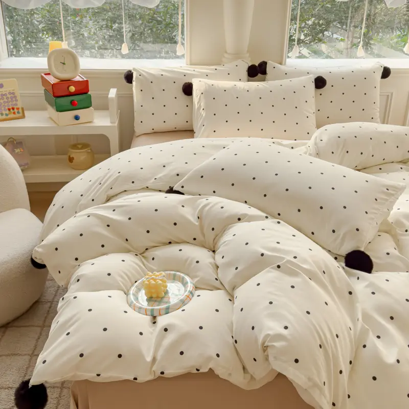 Simple Style Bedding Set Skin-friendly Bed Linen Set Girls Room Bedclothes Cute Duvet Cover Pillowcase with Bedsheet 침구세트