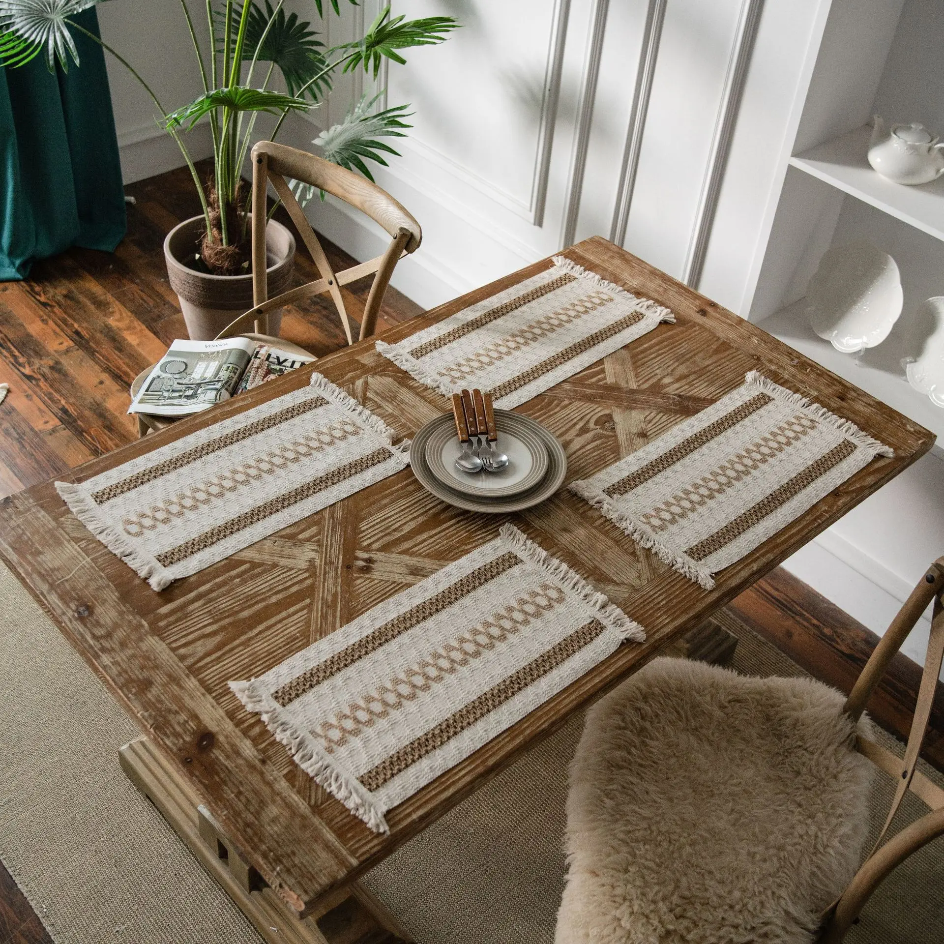 Table runner cotton and linen stripe stitching two-color braided tassels natural material American holiday factory direct supply