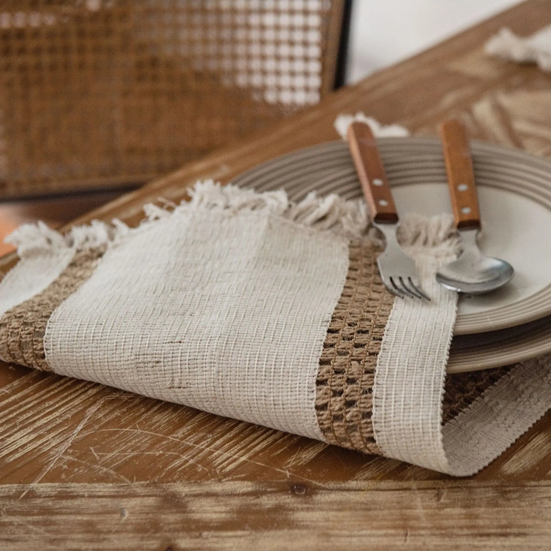 Table runner cotton and linen stripe stitching two-color braided tassels natural material American holiday factory direct supply