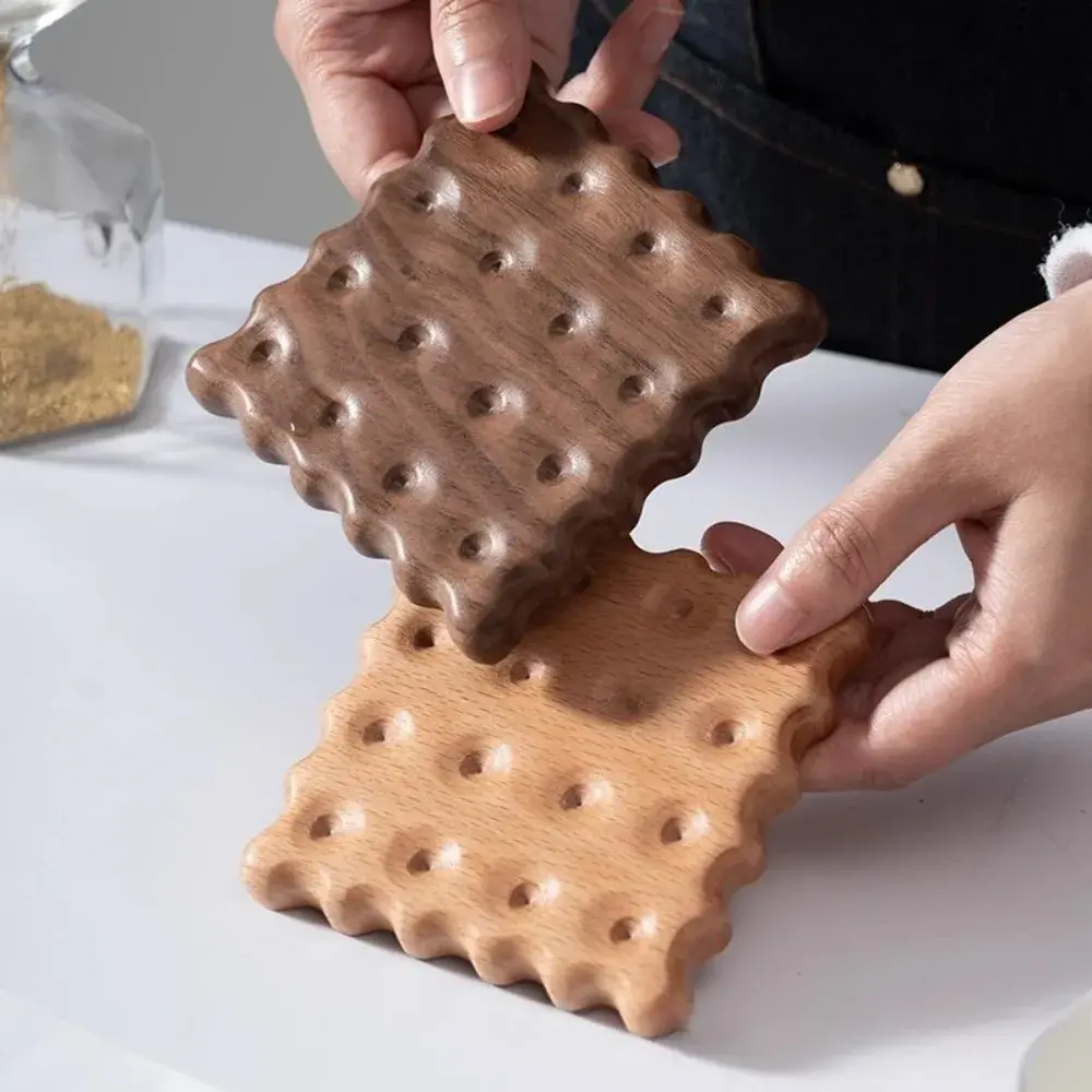 Solid Wood Biscuit Coasters Mugs Coffee Coasters Wooden Insulation Mats Dining Table Heat-resistant Mats Water Cup Mats