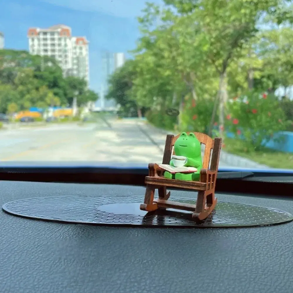 New Frog Rocking Chair Cute Handmade Ornament Home Desktop Cute Granule Car DIY Trendy Play Resin Small Pendulum Arts and Crafts