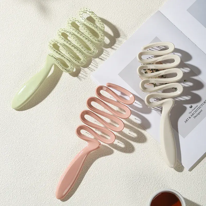 New 1PCS Hollow Large Curved Comb for Women - Volumizing Scalp Styling Comb (Small & Large Sizes) - Scalp Cleansing Hair Brush