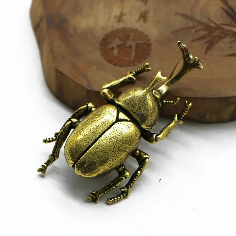 New Retro Brass Beetles Figurines Unicorn Beetle Ornament Simulation Insect Tea Pets Desk Decorations Collectibles Gifts Decor
