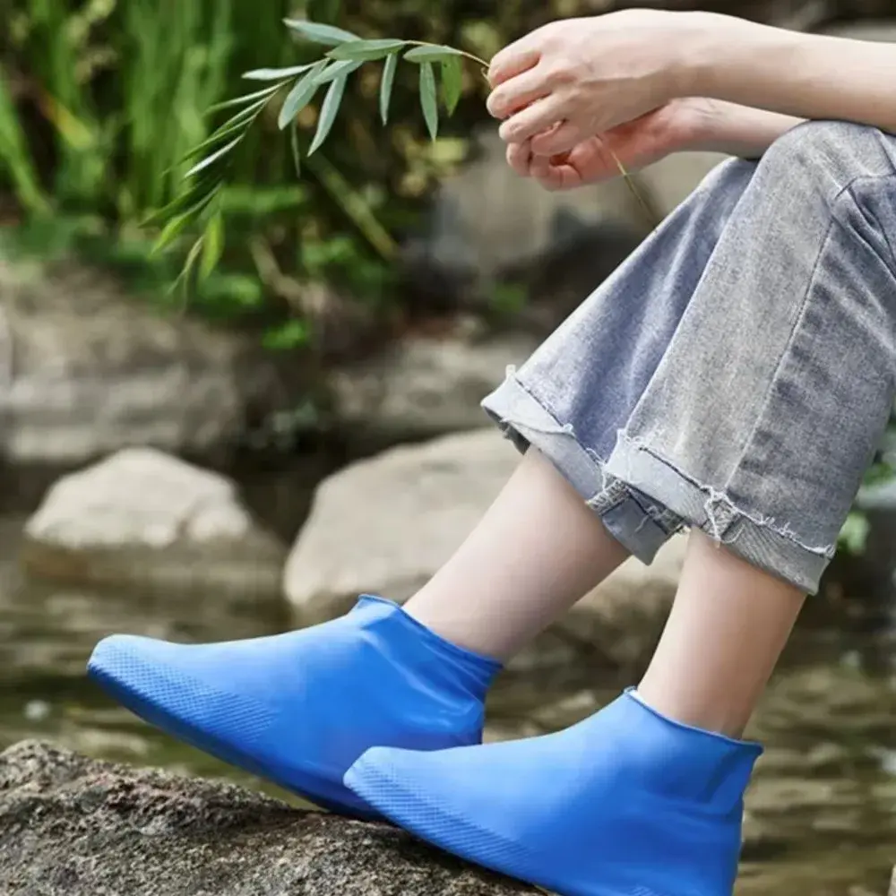2025 Upgraded Reusable Silicone Rain Boot Covers - Non - Slip & Waterproof for Outdoor Rainy Trips, Ideal Footwear Accessories