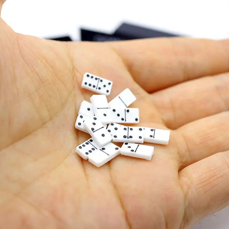 1 Set 1:12 Dollhouse Accessories Miniature Domino Model Building Learning Educational Toy Dot Dominoes Board Game