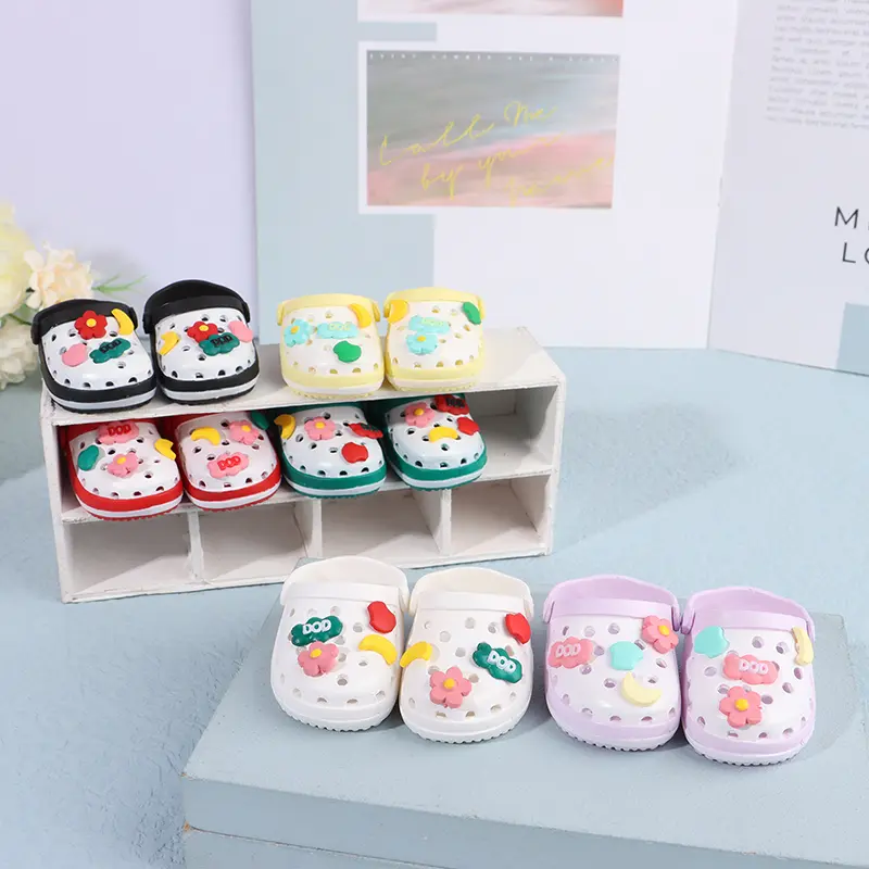 Dolls Shoes Cute Mini Hole Sandals Mixed Color Beach Shoes Doll Accessories Doll Dress Up Toys