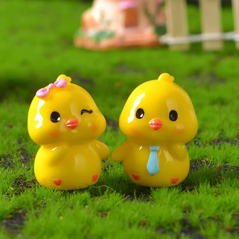 Mini Cute Cartoon Tie Chick Landscape Ornament Dollhouse Miniature Decoration Resin Desktop Decoration Accessories