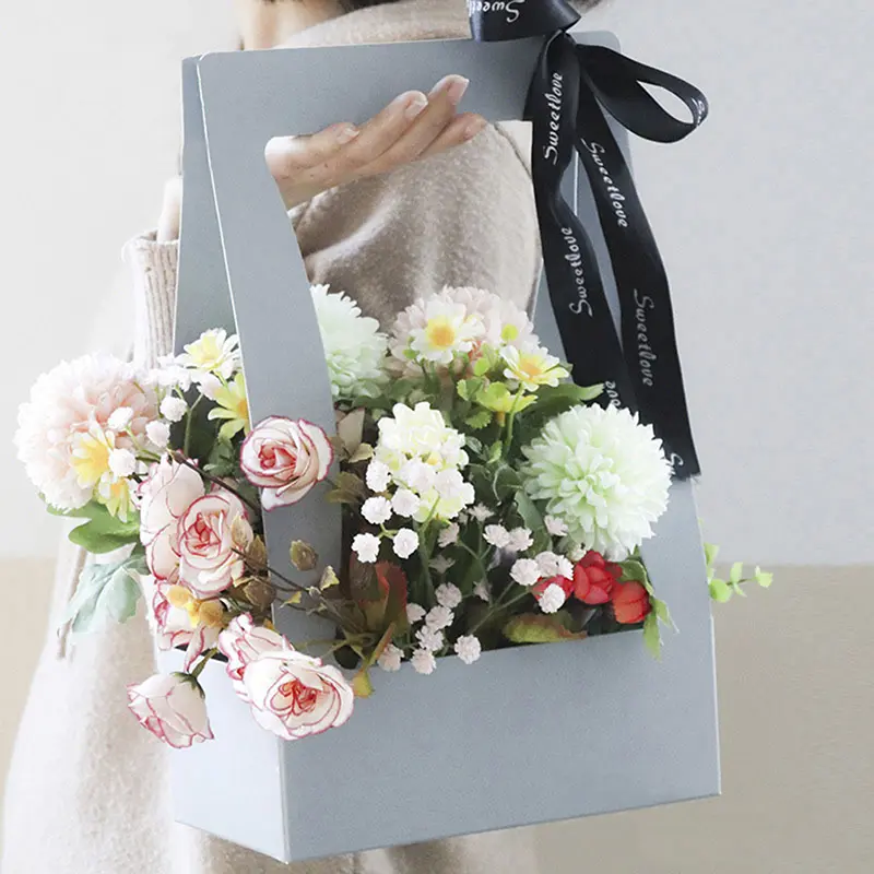 Double Sided Water Proof Kraft Paper Portable Flower Basket Bouquet Handle Carton Creative Bouquet Holiday Gift Wrapping Box
