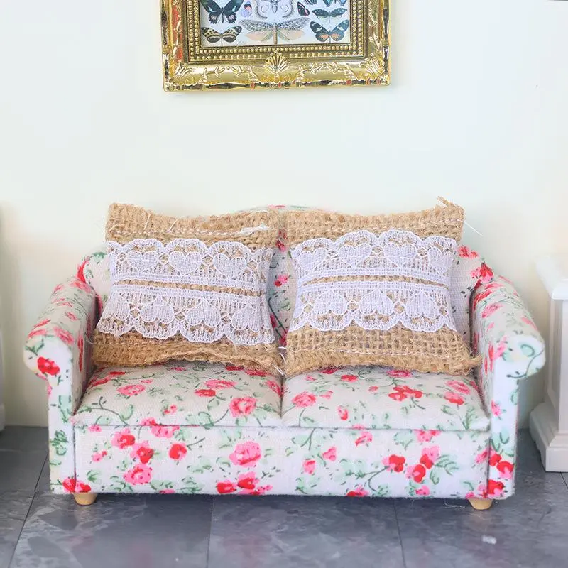 2Pcs 1/12 Dollhouse Simulation Mini Lace Pillow Sofa Cushion Living Room Decoration Dolls House Decor Accessories