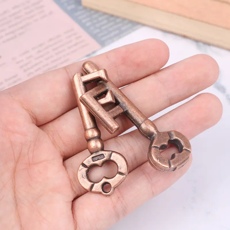 Decompression Toys Brain Tester Key Lock Toy Development Alloy Key Ring Puzzle Game Children's Kid IQ Thinking Test Key Puzzle