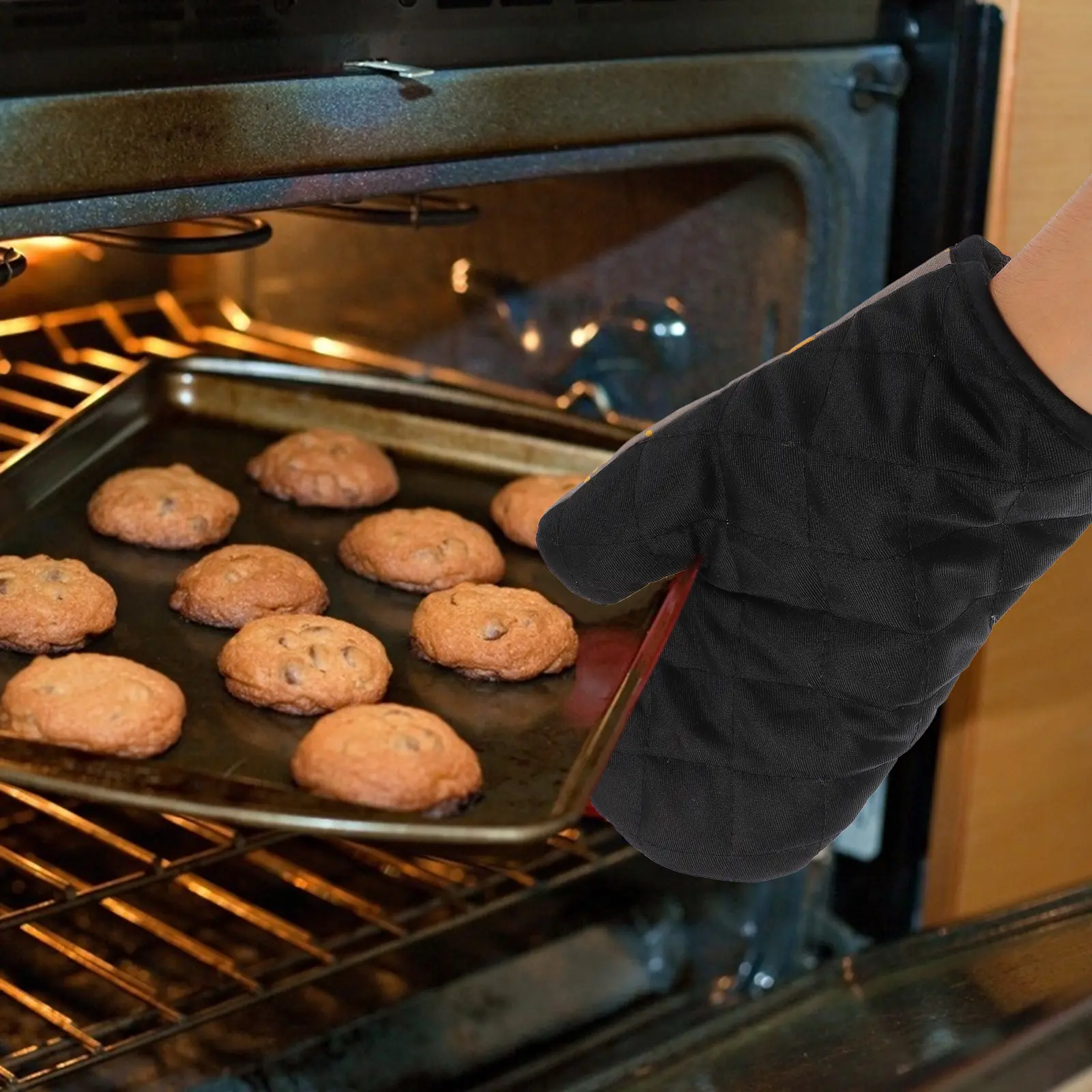 Comfortable Halloween Oven Mitts Set Heat Resistant Insulation Gloves Perfect for Kitchen and Cooking