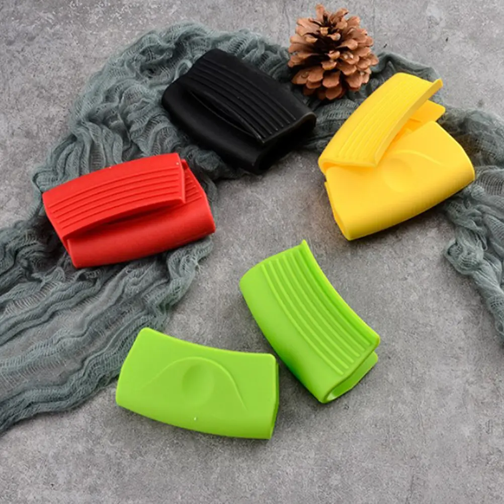 2 Pairs Cast Iron Ear Clip Stackable Silica Gel Handle Clip. Anti-scald Cover