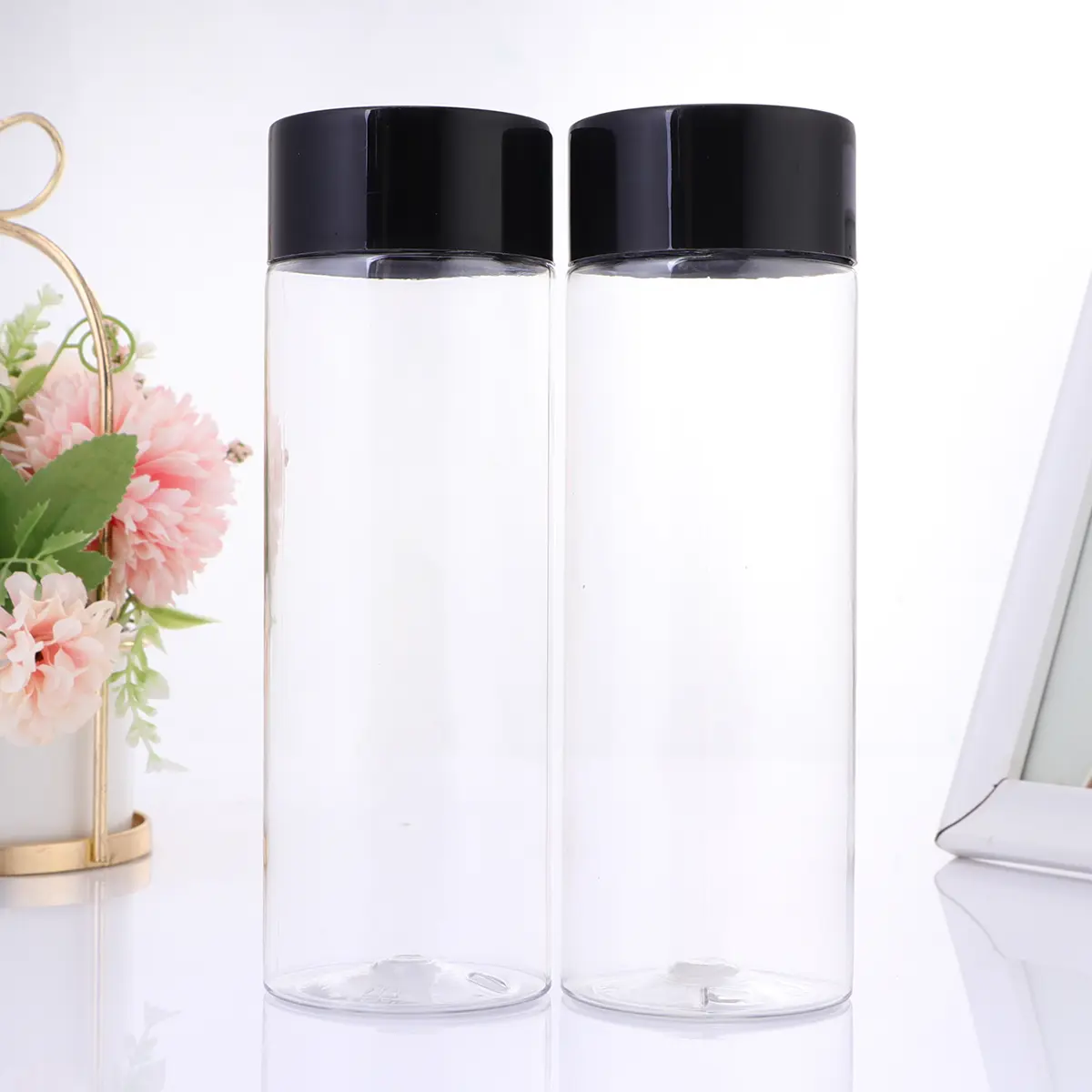 12pcs Beverage Bottles Plastic Drink Storage Containers Juice Soda Water Crystal Clear PET Food Grade Safe Comfortable Grip