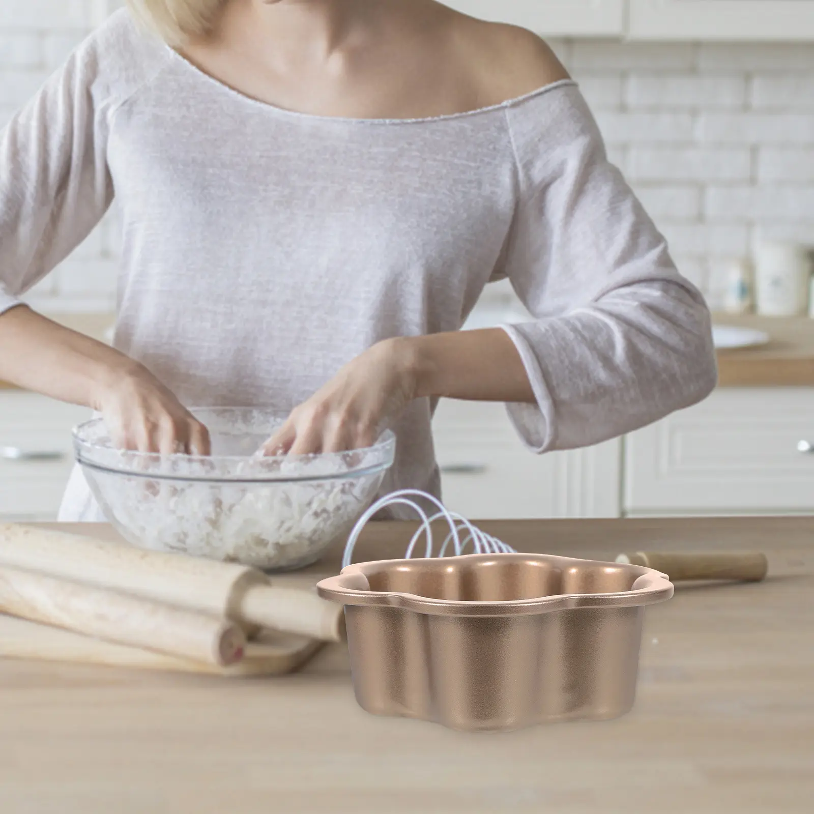 Carbon Steel Plum Blossom Mold Non-Stick Baking Pan Removable Bottom Mini Cheesecake Molds Flan Pans Blossom Shaped