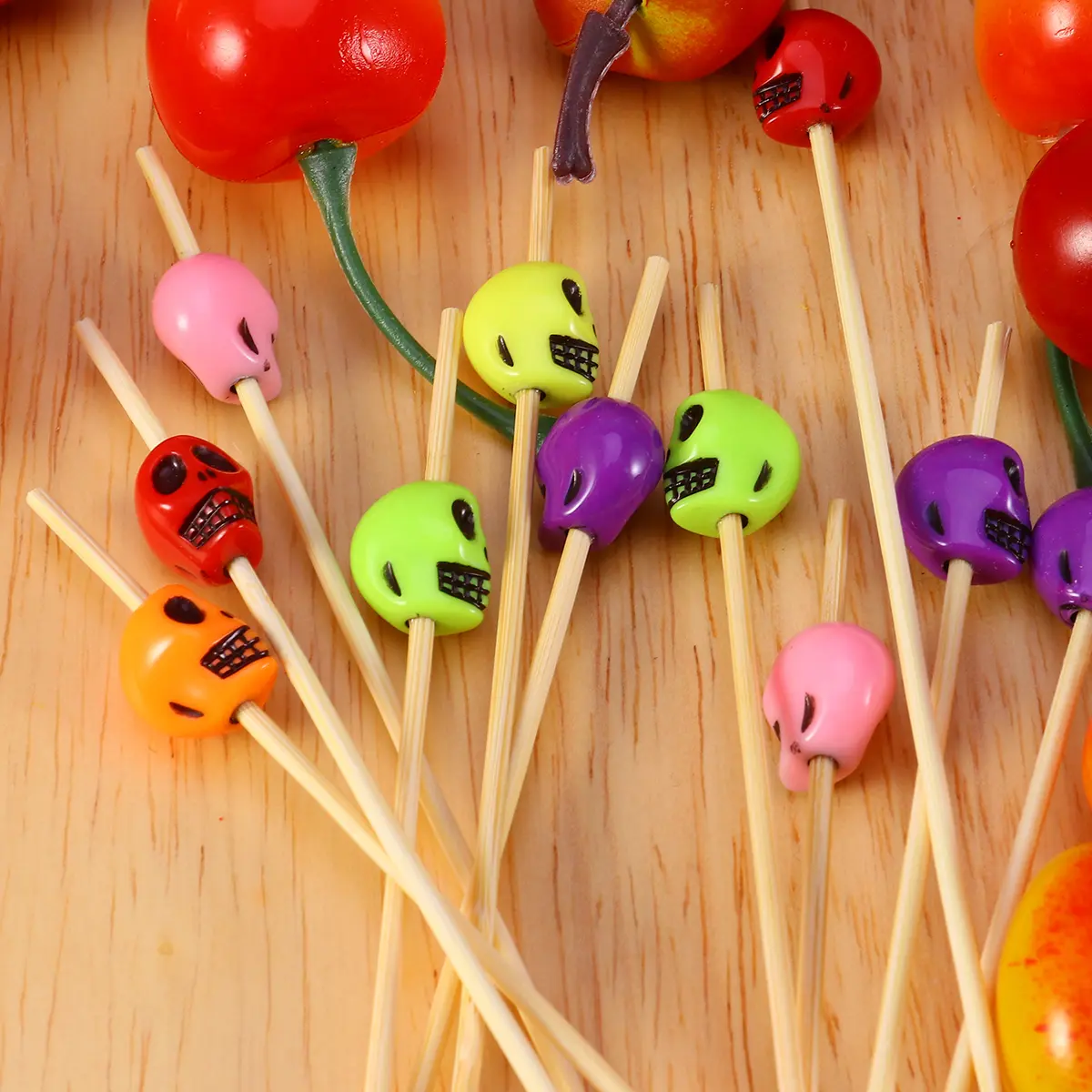 100pcs Bamboo Fruit Picks Elegant Handmade Cocktail Skewers Appetizer Display Finger Food Garnish Decor Sandwiches Mini Burgers