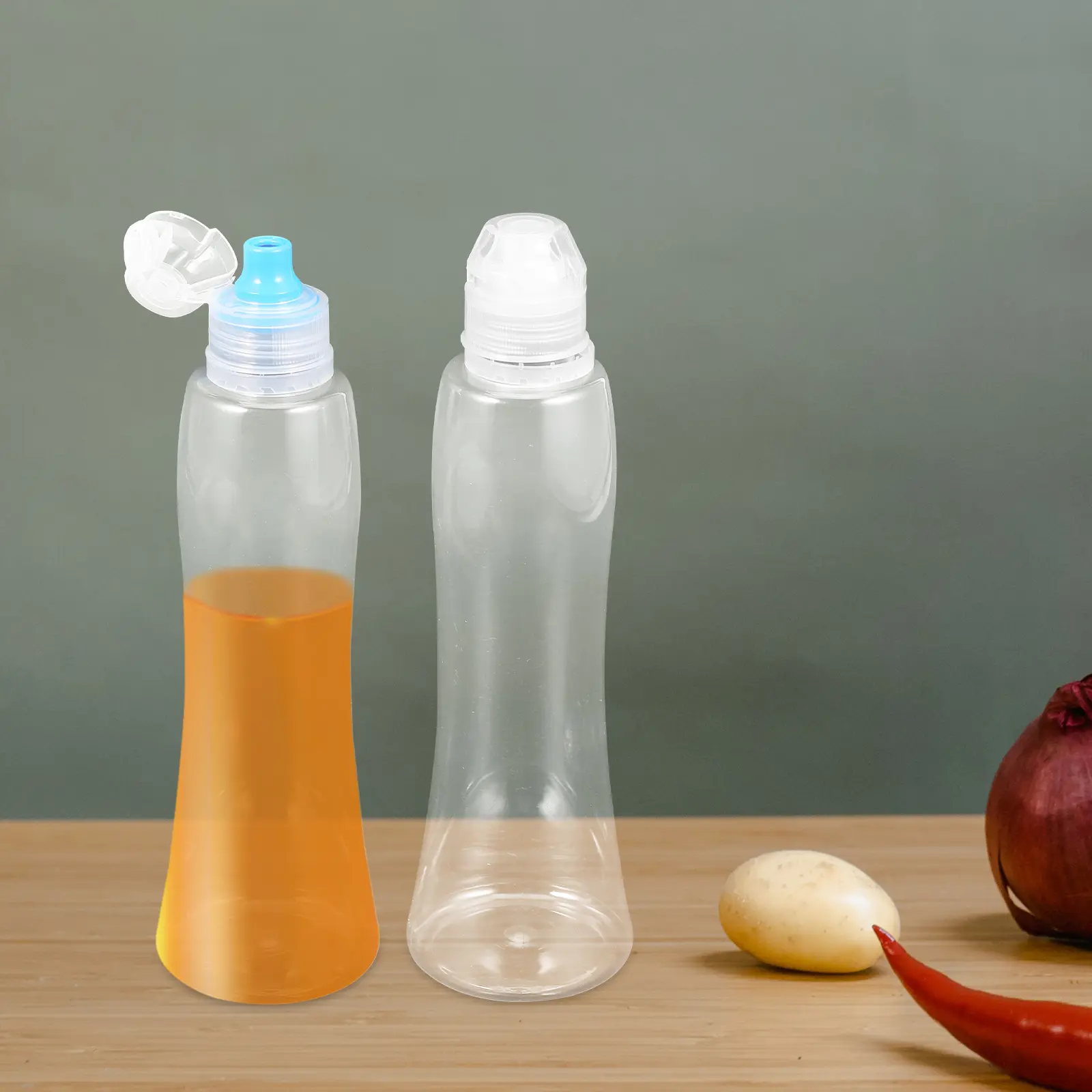 4 Pcs 380g Honey Bottle Sauce Squeeze Condiment Ketchup Transparent Refillable PET Mini Travel Container Dispenser Small