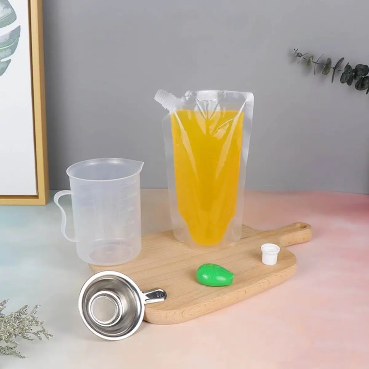 6pcs Transparent Food Drinks Flasks Liquor Pouch Reusable Beverages Drinking Flasks (Size S, , L for Each )