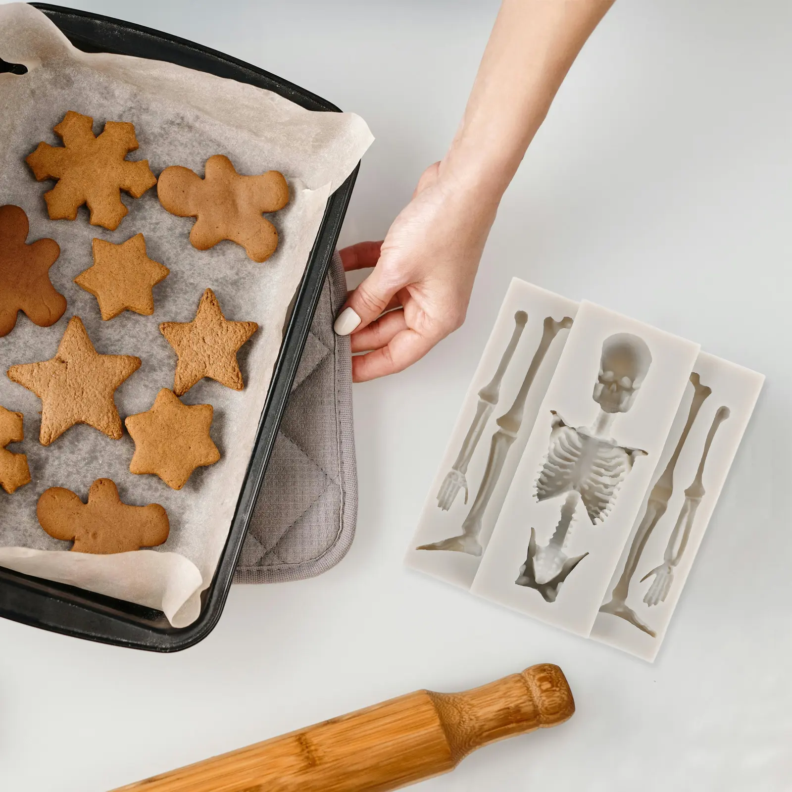 2 Pcs Halloween Baking Mold Skull Chocolate Mould Set Bone Biscuit Grey Molds Silicone Ice Cube Cooking