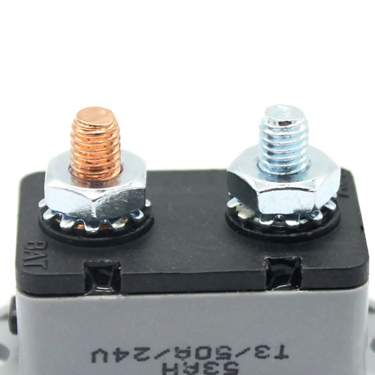 Manual Reset Circuit Breaker 50A 12-28V Waterproof Ip66 Auto Marine Truck Breaker 15In-Lb Torque Mini Breakers