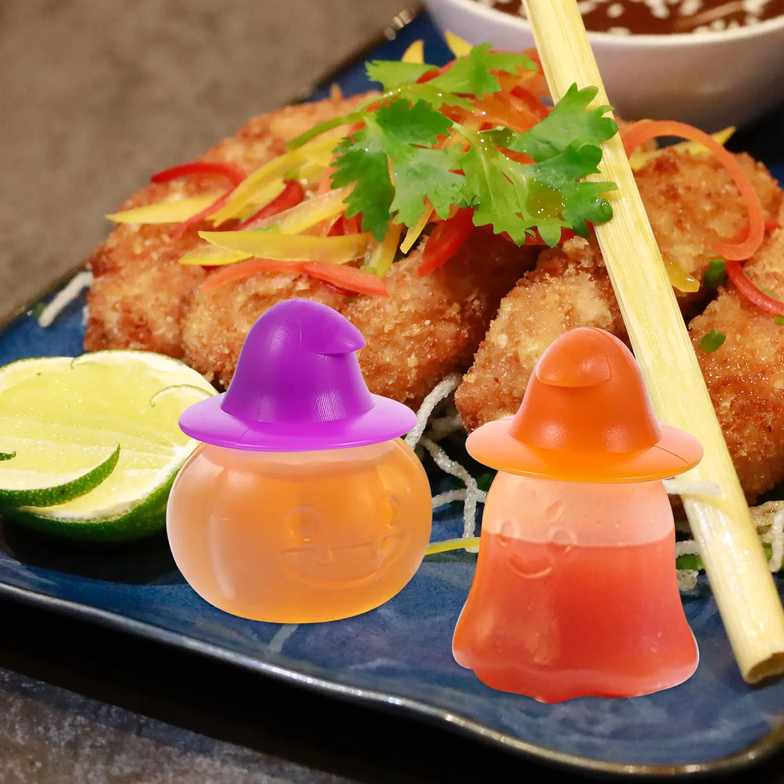 4pcs Mini Seasoning Bottles Cute Pumpkin Shape Small Food Containers Lids Kitchen Dining Restaurant Picnic Airtight Storage Box