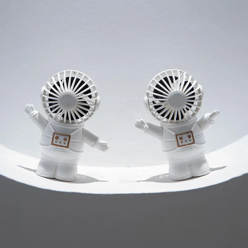New Astronaut Mini Handheld USB-Rechargeable Portable Fan for Outdoor Cooling - A Perfect Children's Day Gift