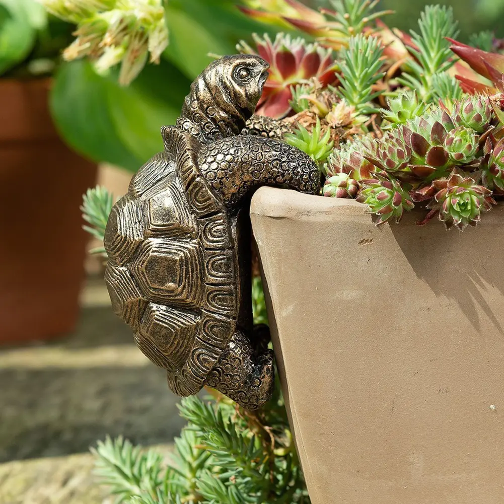 Flower Pot Hugger Hanging Animal Statue Decorative Animal Hanging Decoration Resin Animal Figurine for Vase Fish Tank
