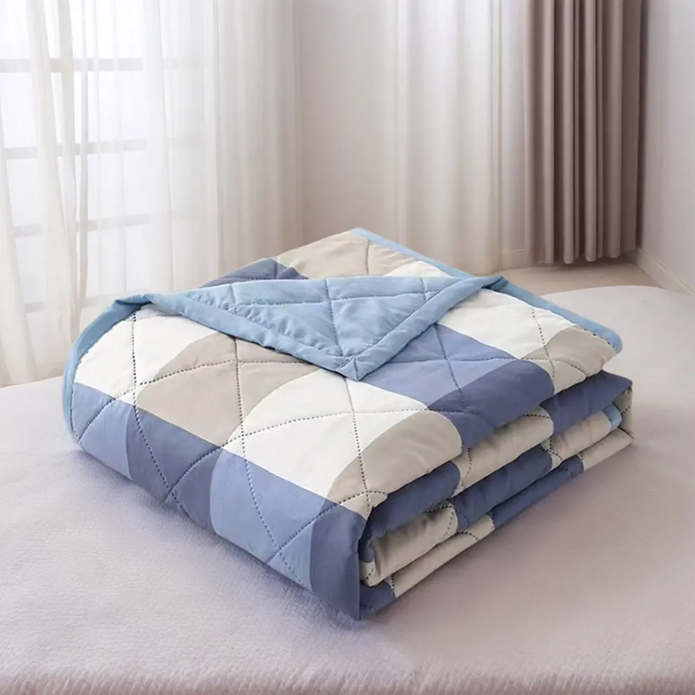 Summer Blanket Lightweight Air Condition Comforter Sofa Blanket for Hot Sleepers