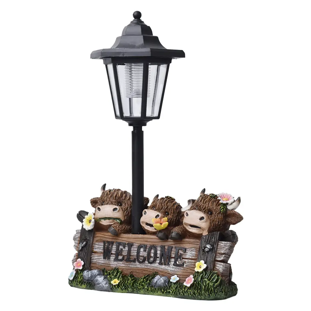 Highland Cow Figurine Solar Lights Solar Lamp for Yard Patio Lawn Outdoor Garden Decor Unique Gifts for Women Mom Grandma