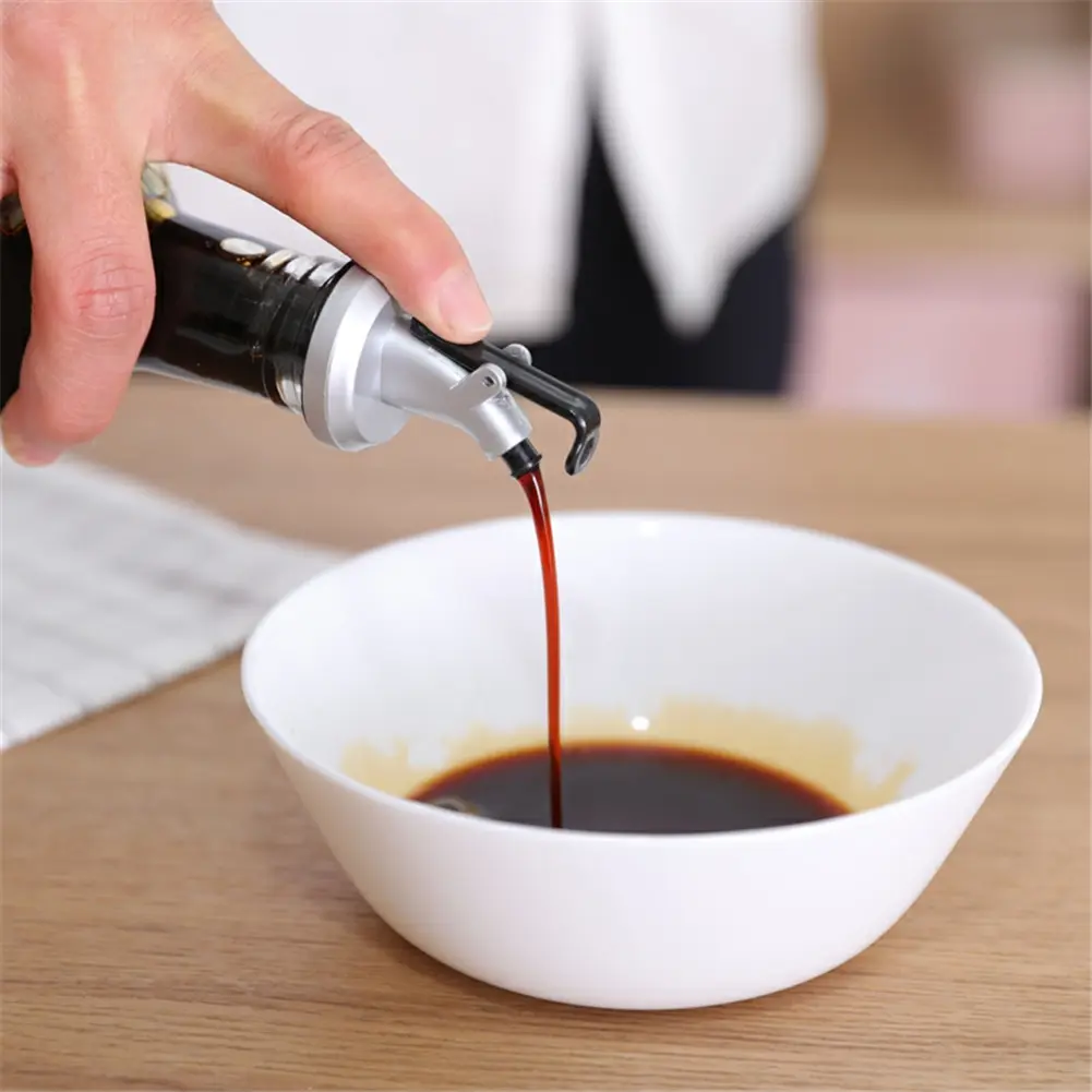 1-10pcs Oil Bottle Stopper Lock Plug Seal Leak-proof Food Grade Rubber Nozzle Sprayer Liquor Dispenser Wine Pourer Kitchen Tool
