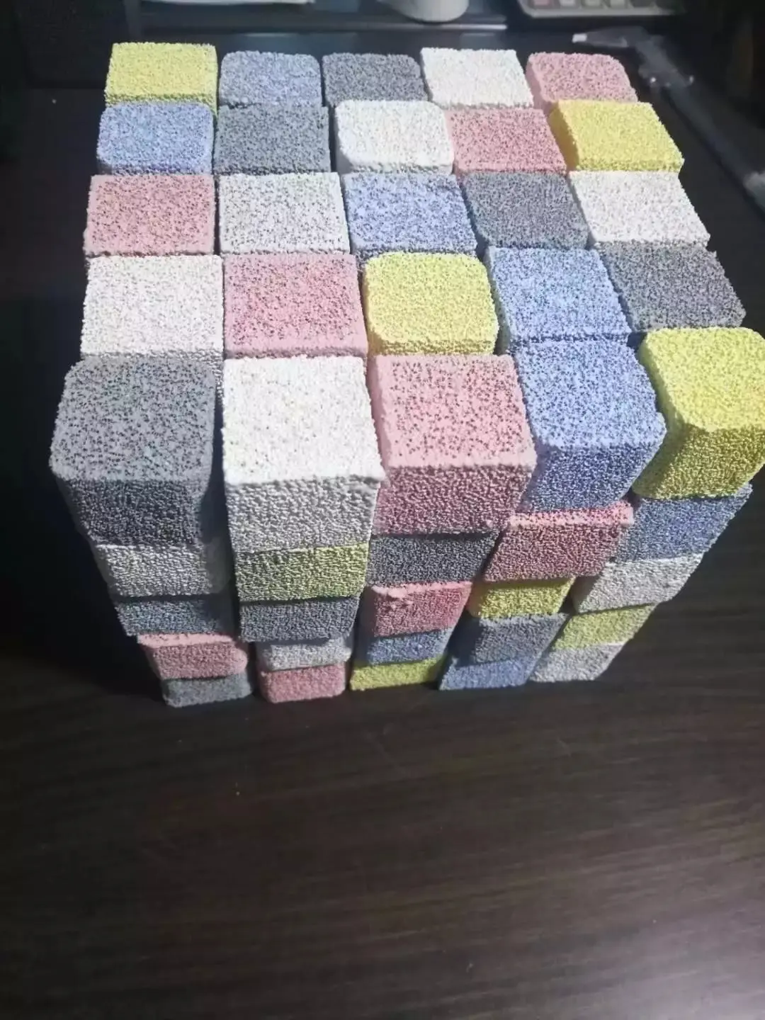 High Performance Open Porosity  Alumina Ceramic Bio Cube for Fish Tank
