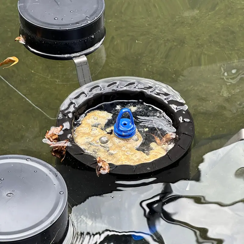 Fish Pond Skimmer Surface Pond Litter Collection and Cleaning Device Koi Pond Surface Suction Film Remover