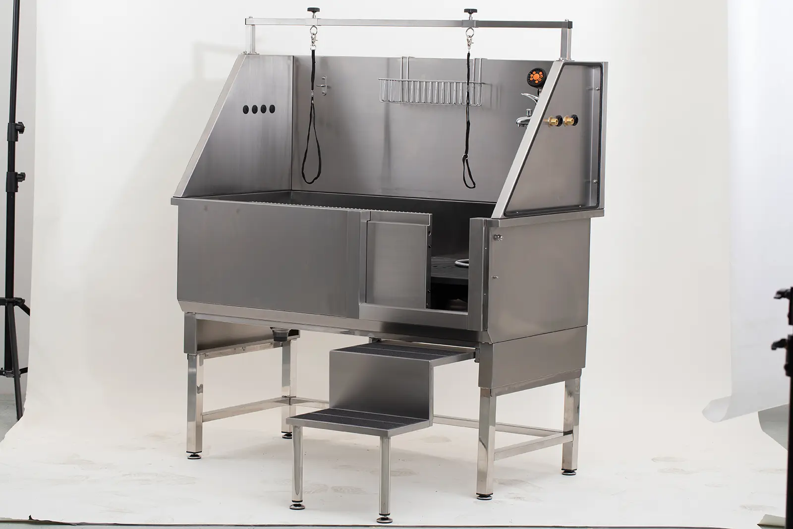 Hot Pet Dog Grooming Bath Tub Portable Dog Grooming Tub With Sliding Door and Pedal Stainless Steel Bathtub