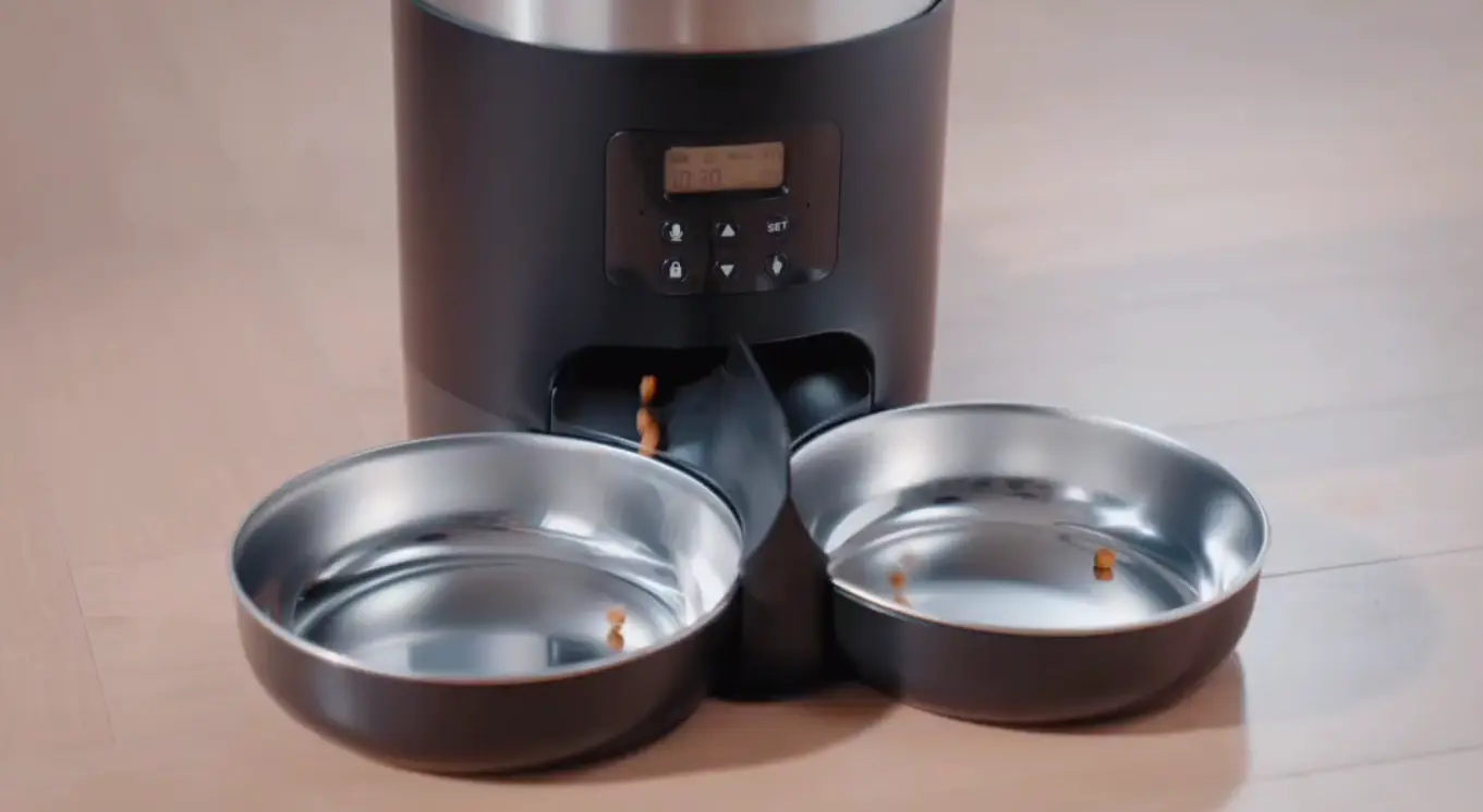 Automatic Cat Feeders for Two Cats, Pet Feeder for Cats and Dogs Timed Cat Feeder Pet Dry Food Dispenser, Black Two Meal Bowls
