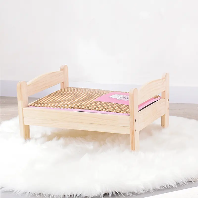 Modern Classic French Design Cat/Dog Bed Solid Pine Wood Animal Pattern Plush Foam Velvet Sustainable Pet House Furniture Outlet