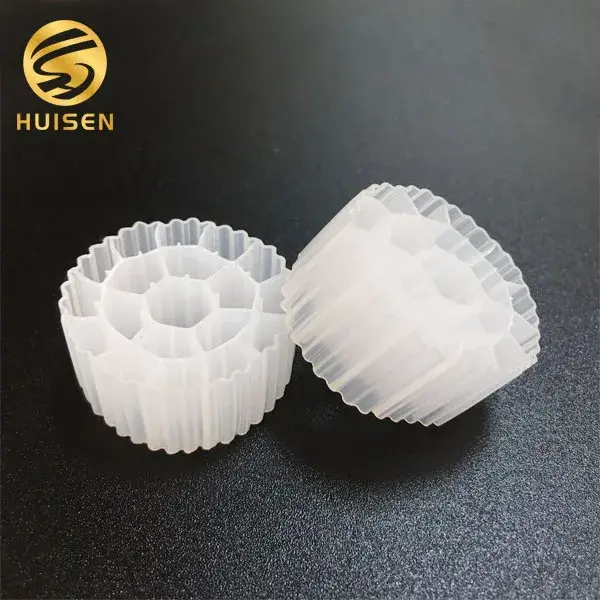 Huisen 25x12mm K3 Plastic MBBR Filter Media 19holes PE05 Water Treatment Bio Film Carrier For Fish Pond