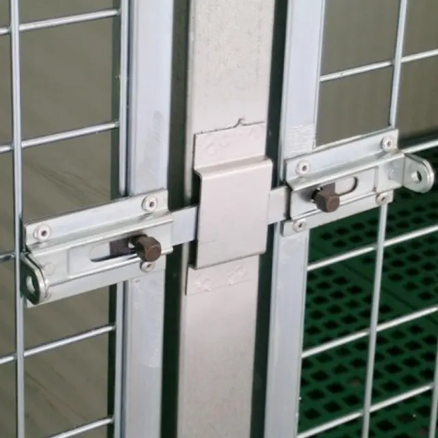 Pet Enclosures / Veterinary Animal Dog and Cat Cage Bank