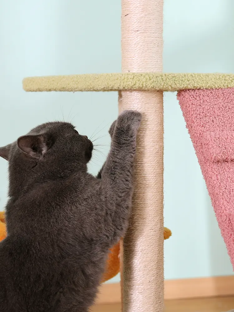 LOW MOQ Morden Wooden Cat Tree House Scratcher Floor to Ceiling Cat Climbing Tree Furniture Indoor