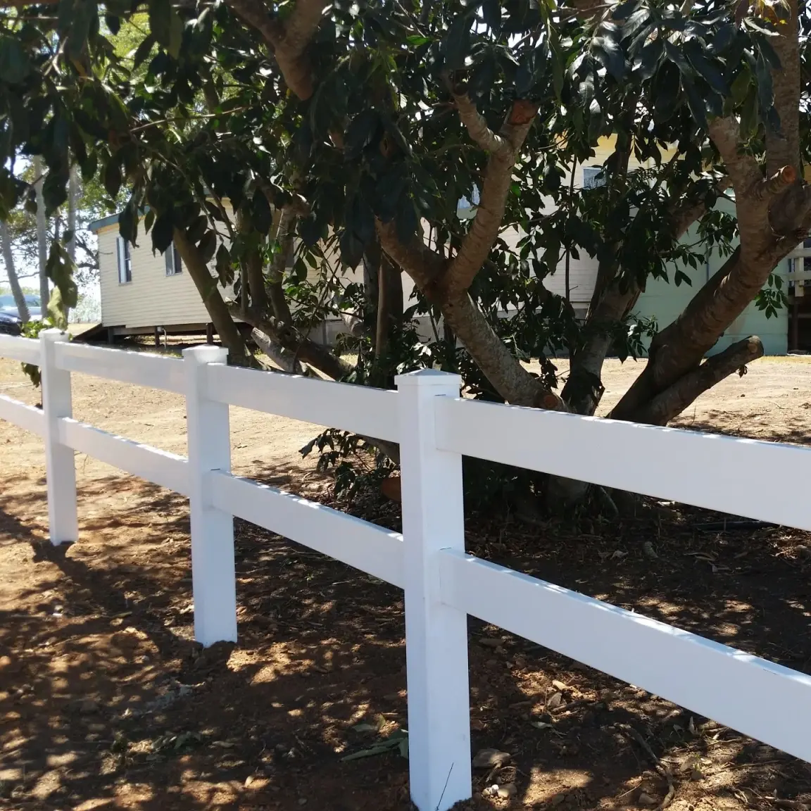 Customized size white pvc horse and ranch fence kit - 200ft 25 pane. fence pvc panel making machine, pvc flexible fence rail