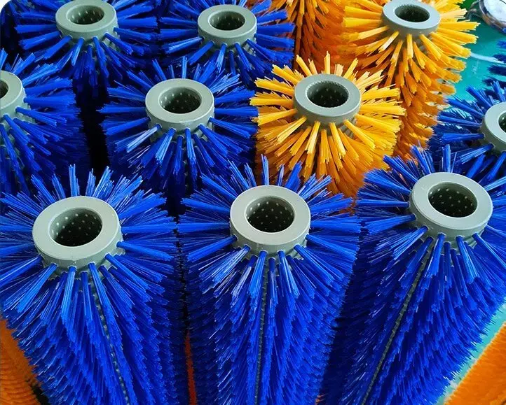Animal Husbandry Fully Automatic Cleaning Mechanical Farm cattle body Scratching equipment