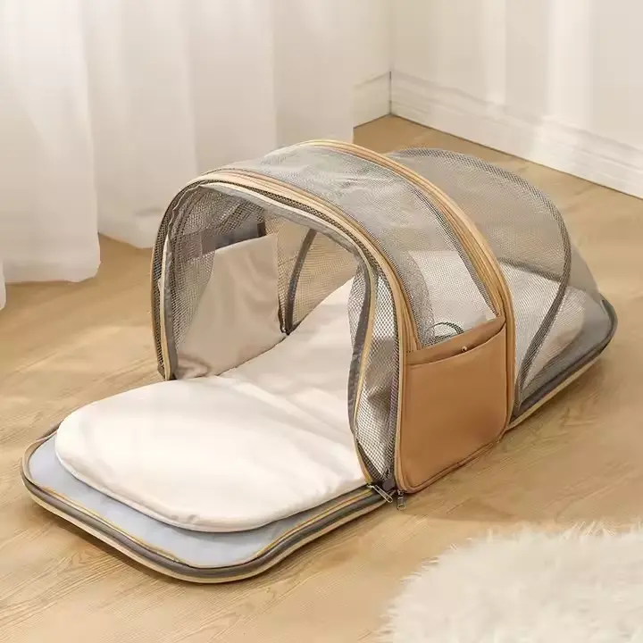 Wholesale Oversized Cat Backpack with Bed Airline Approved Pet Carrier Bag Outing Large Capacity Foldable Pet Backpack