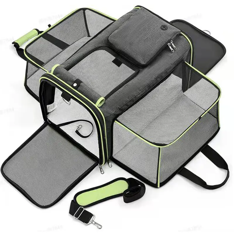 Foldable and Expanding Portable Travel Bag for Cats and Small Dogs Car Outgoing Cat Bag Easy-Carry Pet Bag