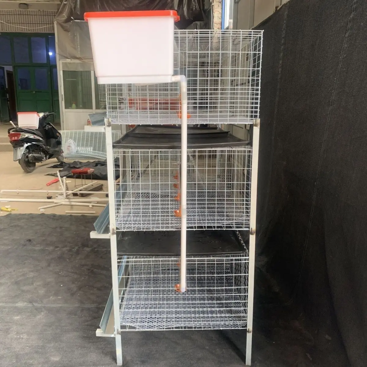Chicken cage breeding cage Three-layer three-dimensional broiler cage Automatic manure cleaning Broiler cage Broiler cage