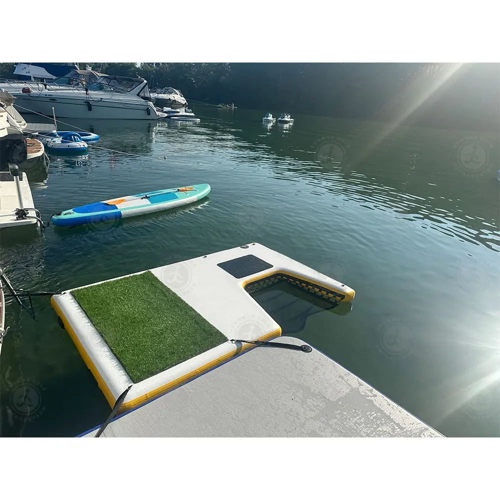 2025 New Design Inflatable Island Dog Beach & Ramp Dwf Inflatable Dog Boat Ladder Pool Pup Ramp for Small and Large Dogs