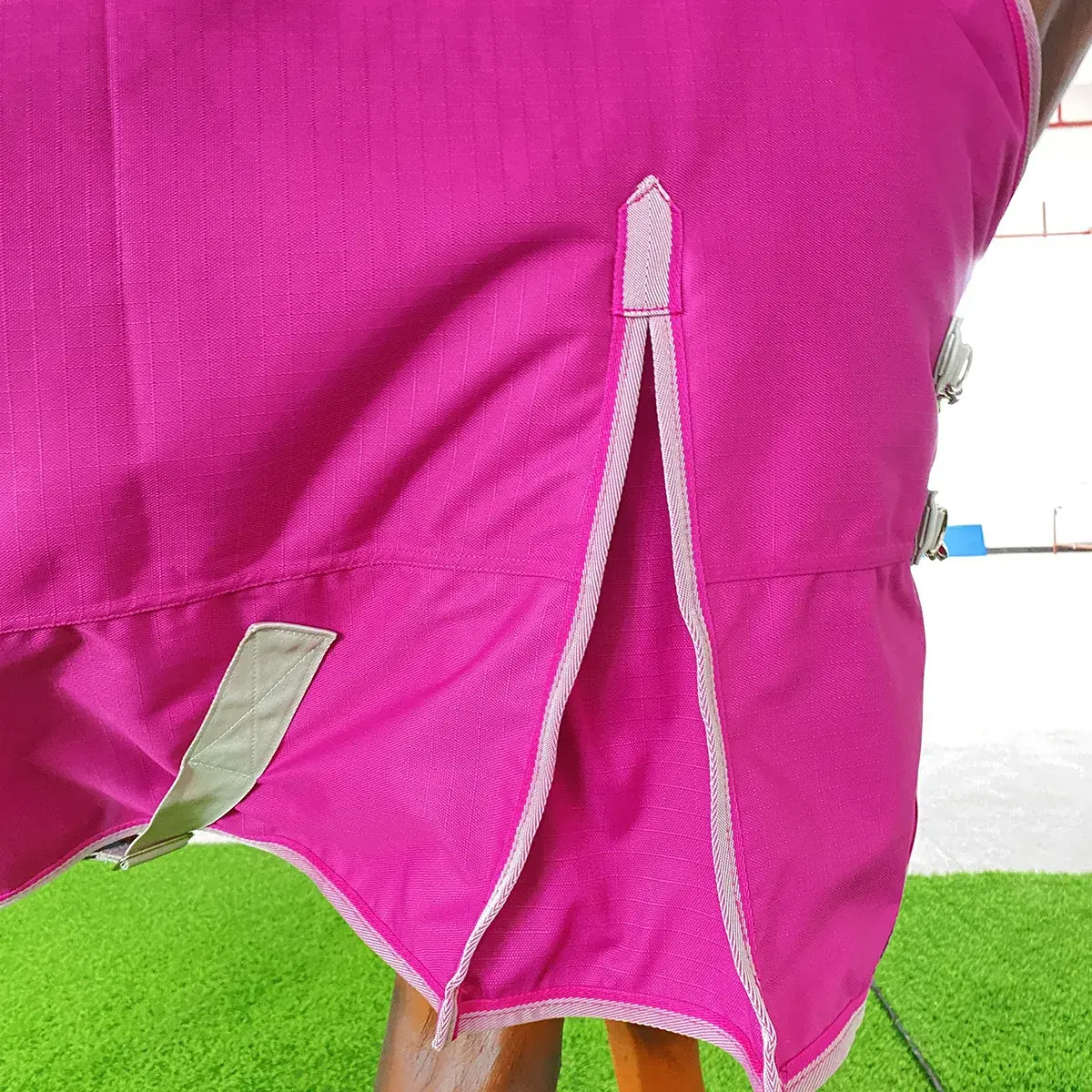 Good Quality Equestrian 600D Waterproof Breathable Combo Neck Turnout Horse Rug, Horse Racing Supplies Horse Blanket