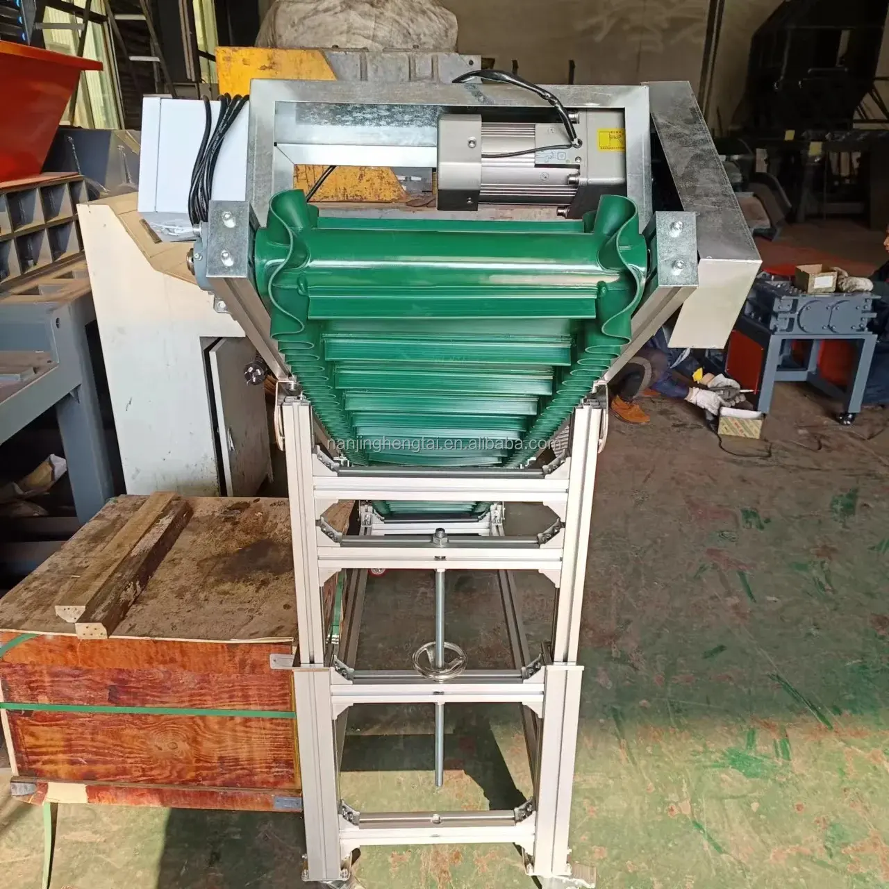 400 model plastic shredder machine for processing household waste pig bone shredder machine industrial shredder for sale