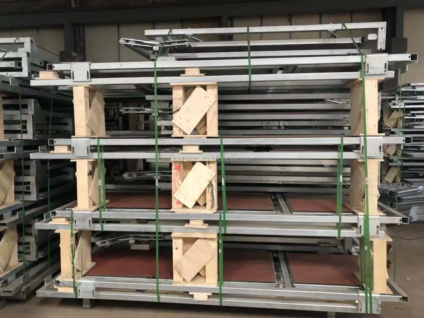 High Quality New Galvanized Cattle Equipment Cattle Squeeze Crush Handling Cattle